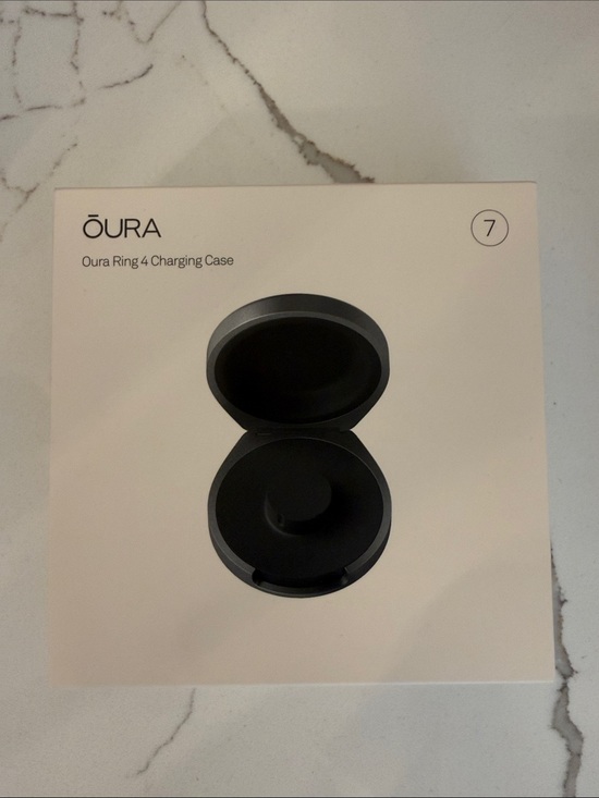 Oura Other - Oura Ring 4 Charging Case - Black